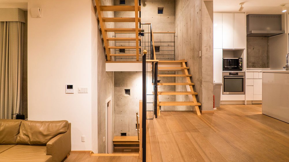 Mizunara Chalet - access to multiple levels